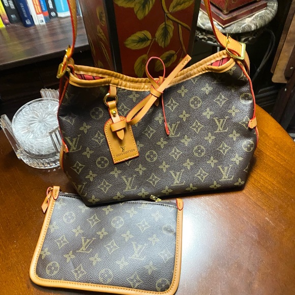 Noname Handbags - Brown Monogram Shoulder Bag w/ pouch